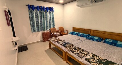 Mauli Homestay  Room Type - 4 Bed AC Room