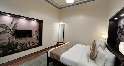THE JAIS BOUTIQUE HOTEL {70 METERS FROM ASSI GHAT) Room Type - Premium Room THE JAIS BOUTIQUE HOTEL {70 METERS FROM ASSI GHAT) Room Type - Premium Room