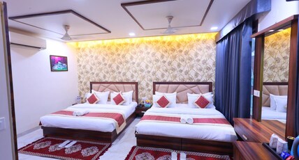 Crown Hotel Agra near Taj Mahal Room Type - Family  Room with Free WiFI