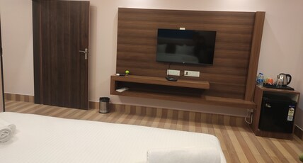 Hotel The Rividium Room Type - 1 BR Suite with Lounge