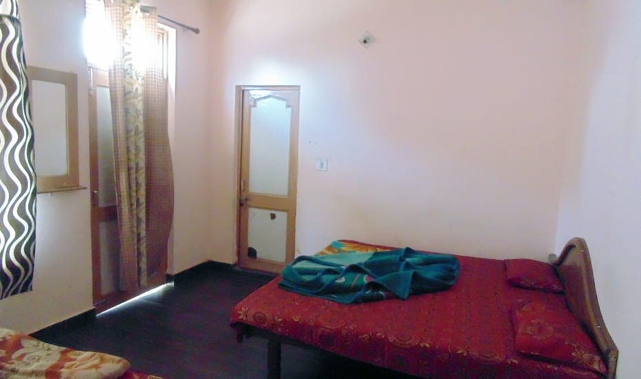 Atul Guest House - Tap to explore photos