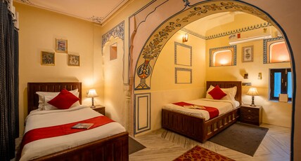 Hotel Shahi Place & Restaurant Room Type - Courtyard Twin Bed Room