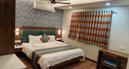 HOTEL GRT SQUARE Room Type - Double AC Room