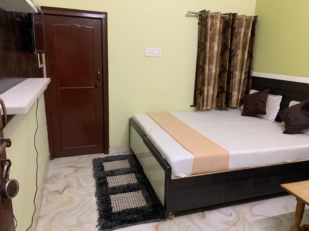 HOTEL SHRI ANAND ,BHIWADI - Tap to explore photos