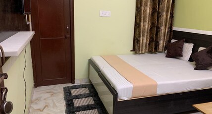 HOTEL SHRI ANAND ,BHIWADI Room Type - SUPER DELUXE AIR COOLER ROOM