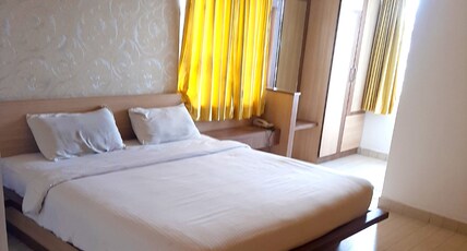 Hotel Sri Vaari Residency Room Type - Deluxe AC Double Room