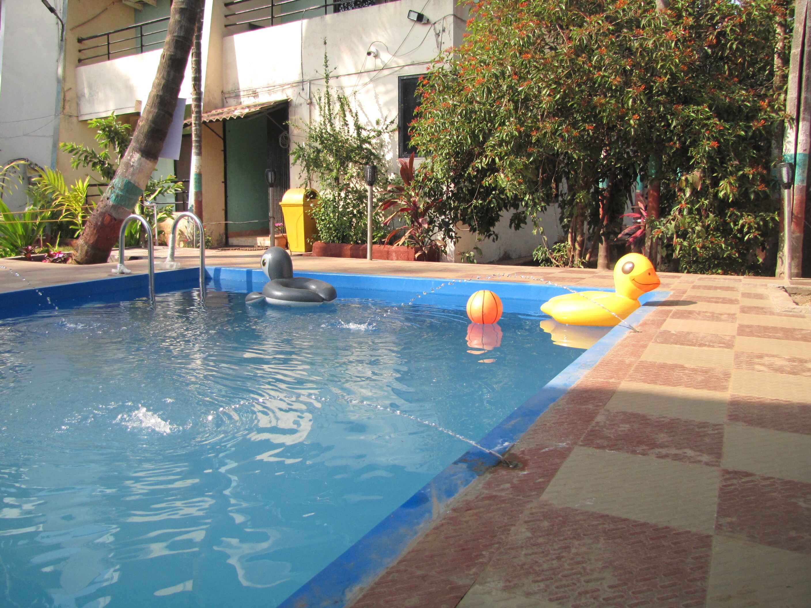 Prathamesh Holiday homes 2 - Tap to explore photos