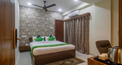 Treebo Navya The Park Room Type - Standard Room