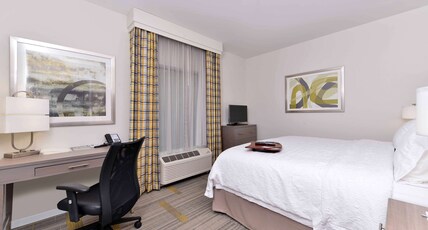 Hampton Inn & Suites by Hilton Shelby Room Type - 1 KING NONSMOKING