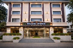 Hotel Blue Pine @Har Ki Pauri Road