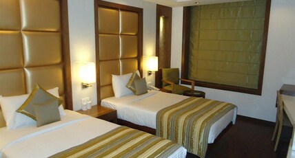 Almondz Hotel Room Type - Executive Room