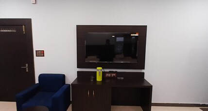 Pramod Palace & Resort Room Type - Deluxe AC Room