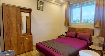 Lake Residency Room Type - Standard Room with Balcony