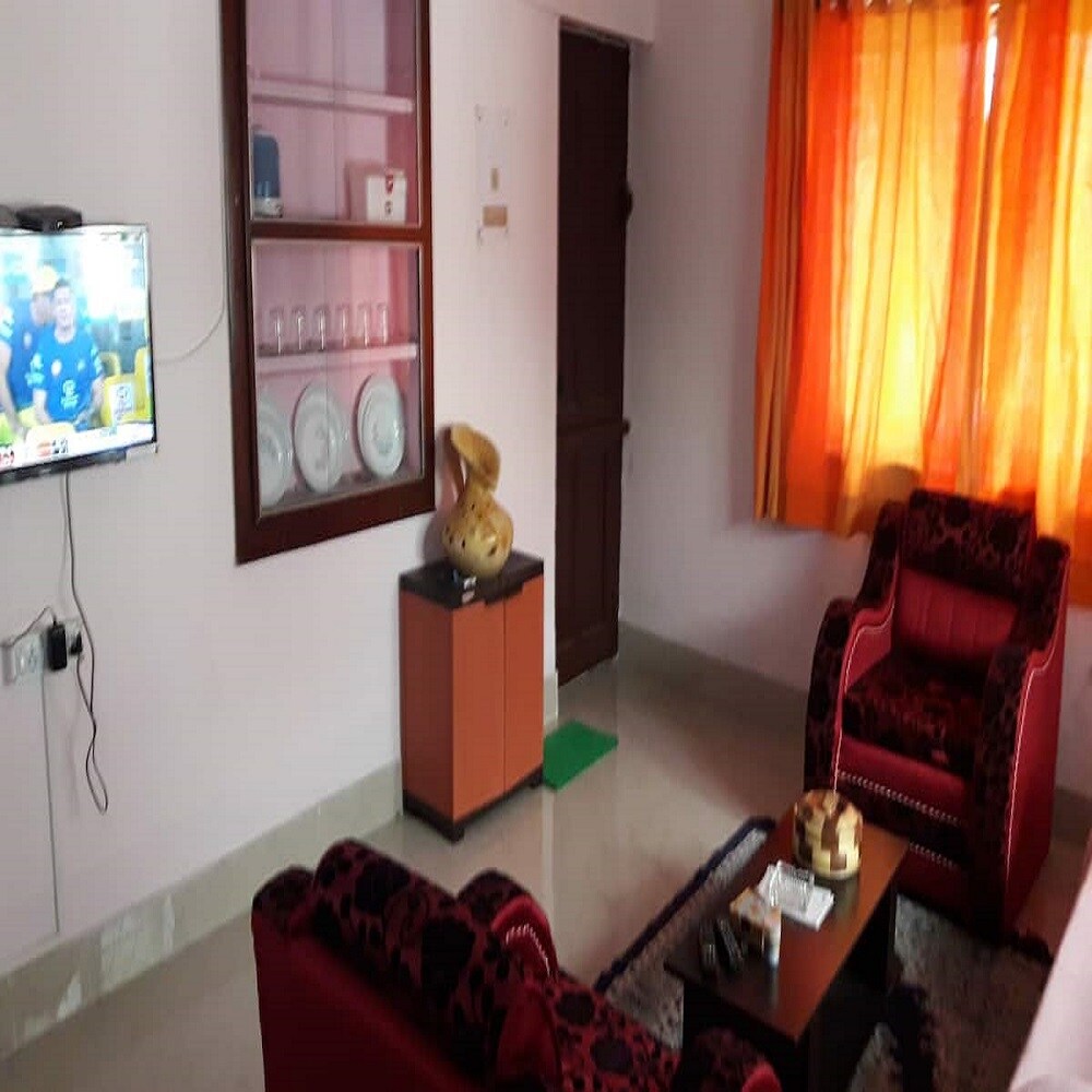 Budget Homestay in good locality - Tap to explore photos