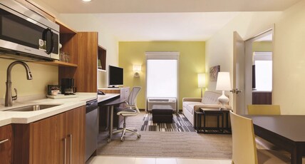 Home2 Suites by Hilton College Station Room Type - 1KING 1BDRM CORNER SUITE
