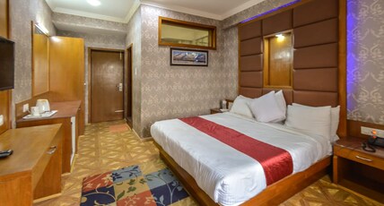 Hotel Kashmir Residency Room Type - Deluxe Room with Heating