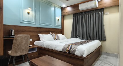 PLATINUM INN Room Type - LUXURY DOUBLE ROOM