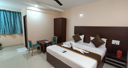 HOTEL CLASSIC COMFORT Room Type - Deluxe Rooms-Non AC HOTEL CLASSIC COMFORT Room Type - Deluxe Rooms-Non AC