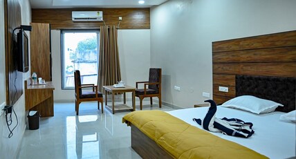 HOTEL SWASTIK Room Type - SUPER DELUX ROOM