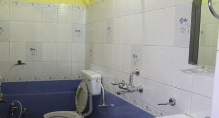 Aranya Jungle Resort Room Type - AC Family Cottage