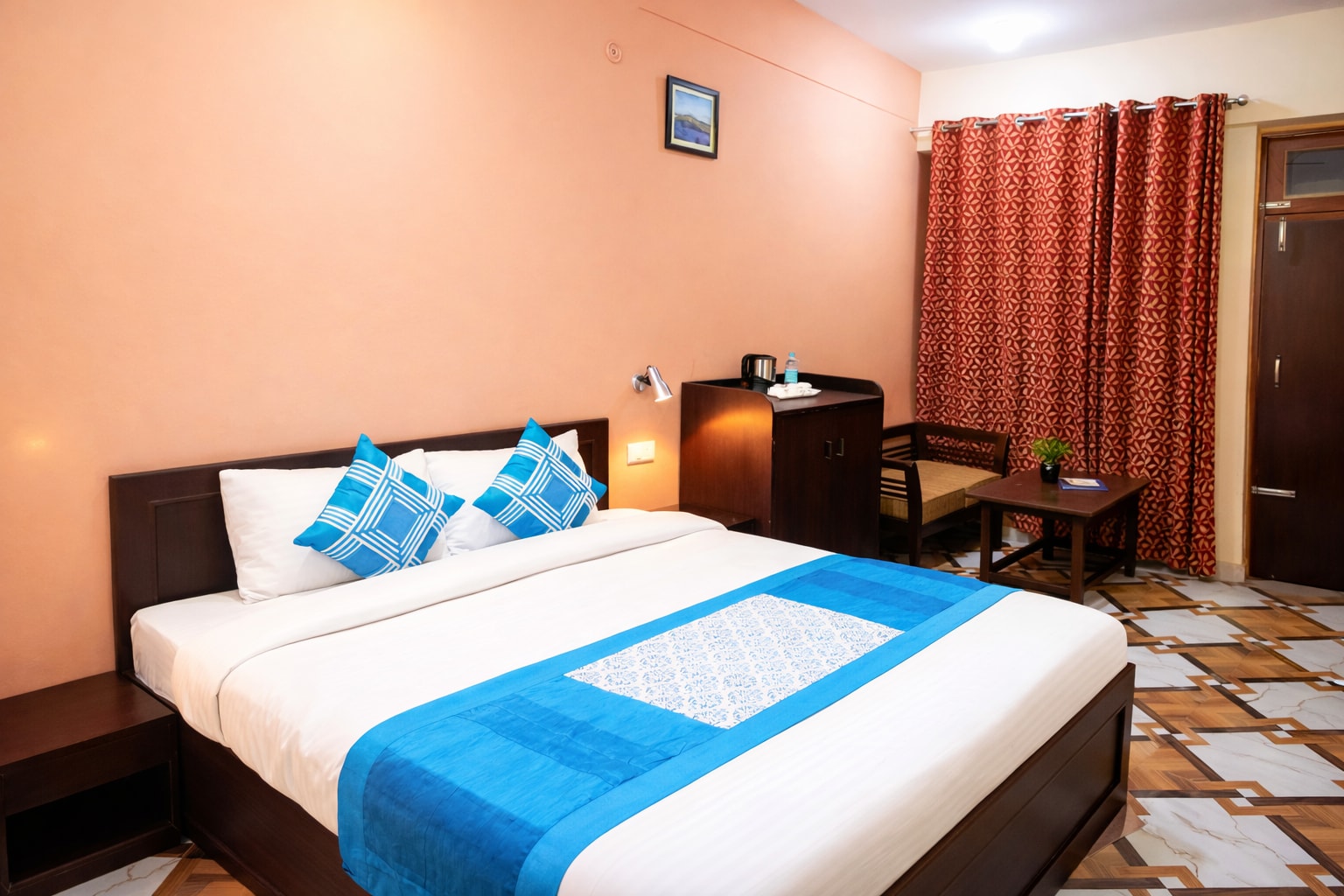 Hotel Avlokan Near Kainchi Dham Mandir - Tap to explore photos