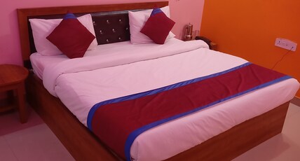 Hotel Rameshwaram Palace Room Type - AC ROOM