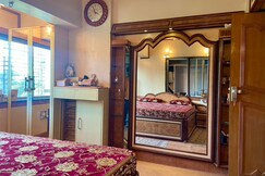 House Boat - Master Bedroom Shikara