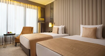 DoubleTree by Hilton Hotel Minsk Room Type - TWIN GUEST ROOM WITH VIEW
