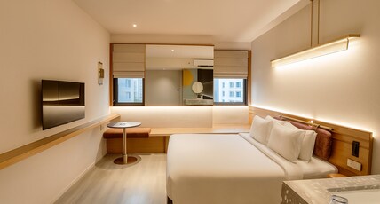 Bintang Collectionz Hotel Room Type - Deluxe King