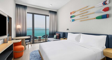 Hampton by Hilton Marjan Island Room Type - KING RM  SOFA BED-SEA VIEW