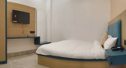 HOTEL ROSEATE BANARAS  Room Type - Super Deluxe Room with Balcony