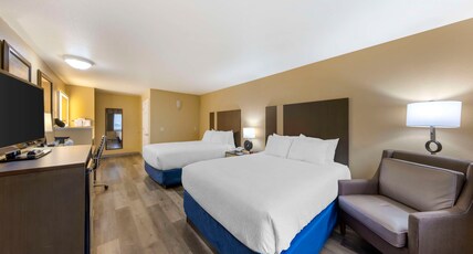 Best Western Fallon Inn & Suites Room Type - 2 Queen Beds, Non-Smoking, Microwave And Refrigerator, Continental Breakfast