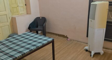 Arihant House Room Type - Standard Room
