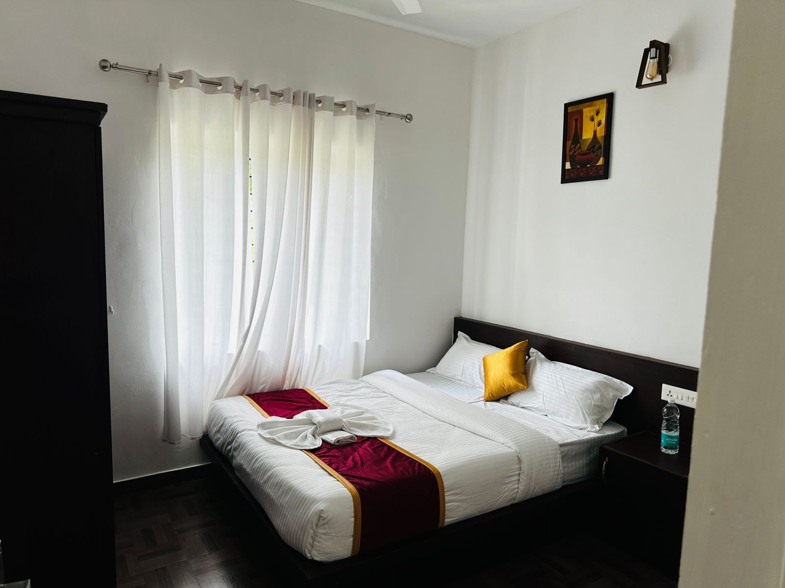 River View Homestays & Resorts - Tap to explore photos