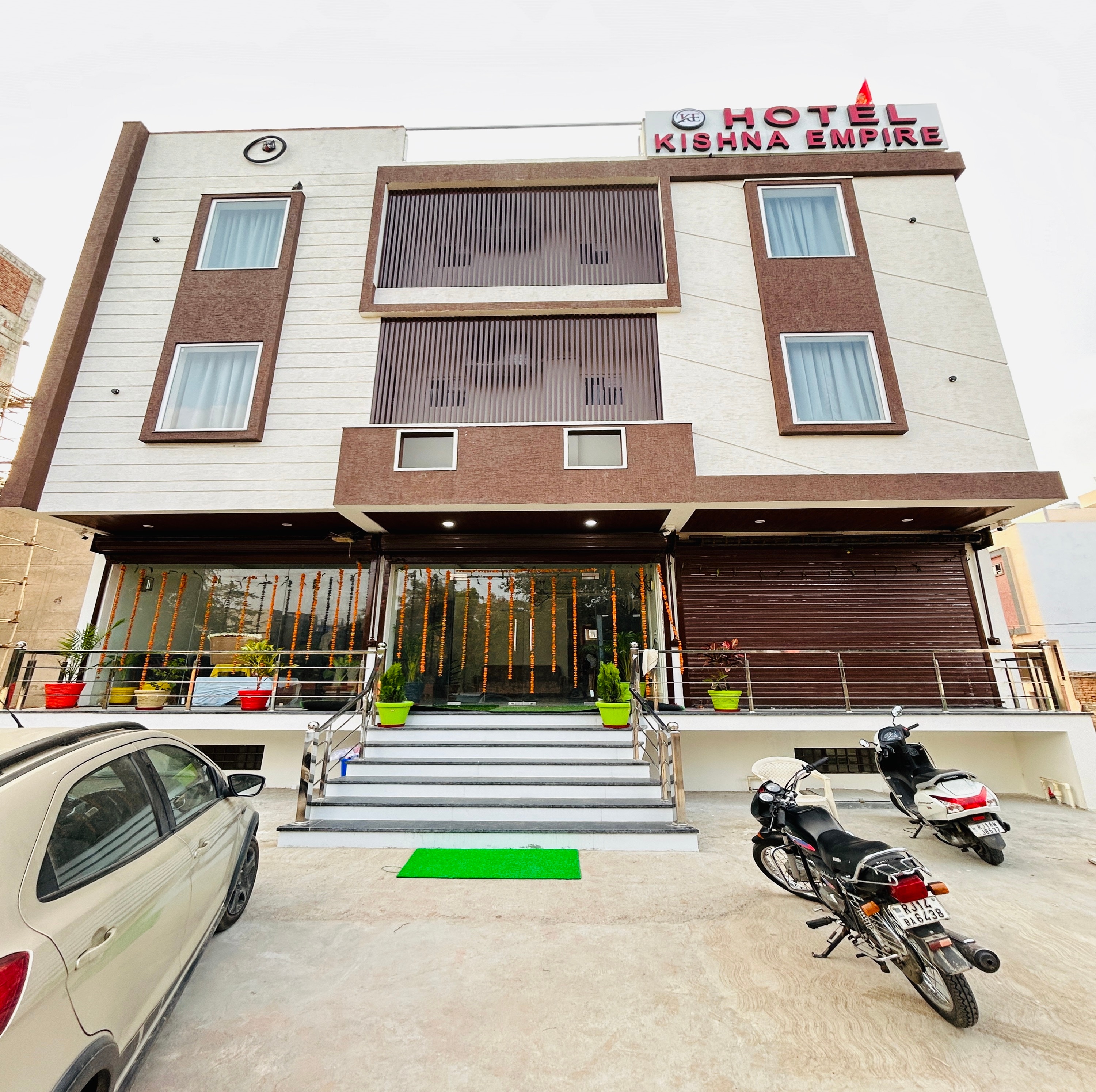 Hotel Kishna Empire - Tap to explore photos