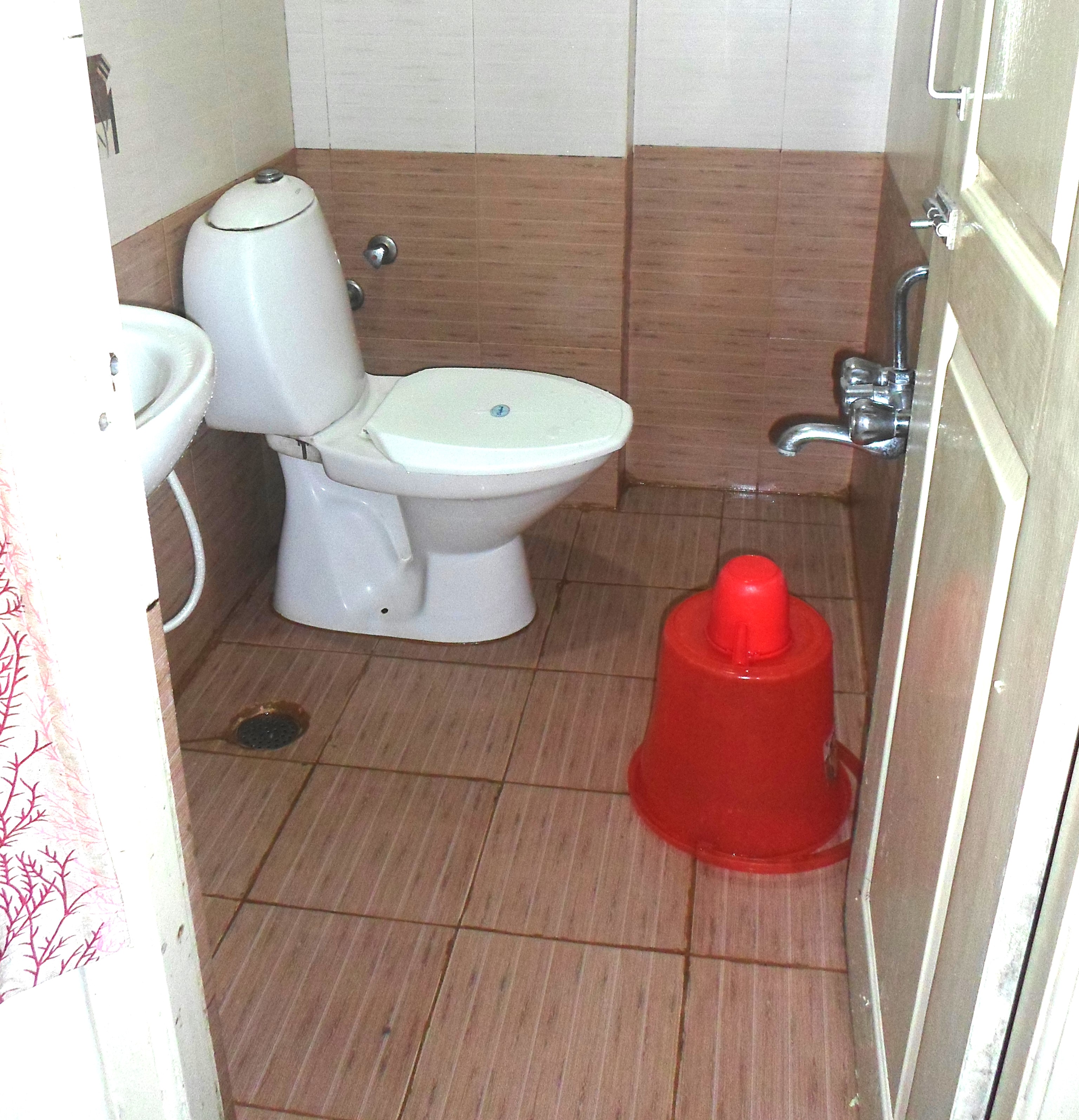 King Residency - Tap to explore photos