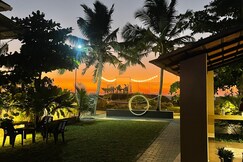 Thira by the Bay - Luxury beachfront stay