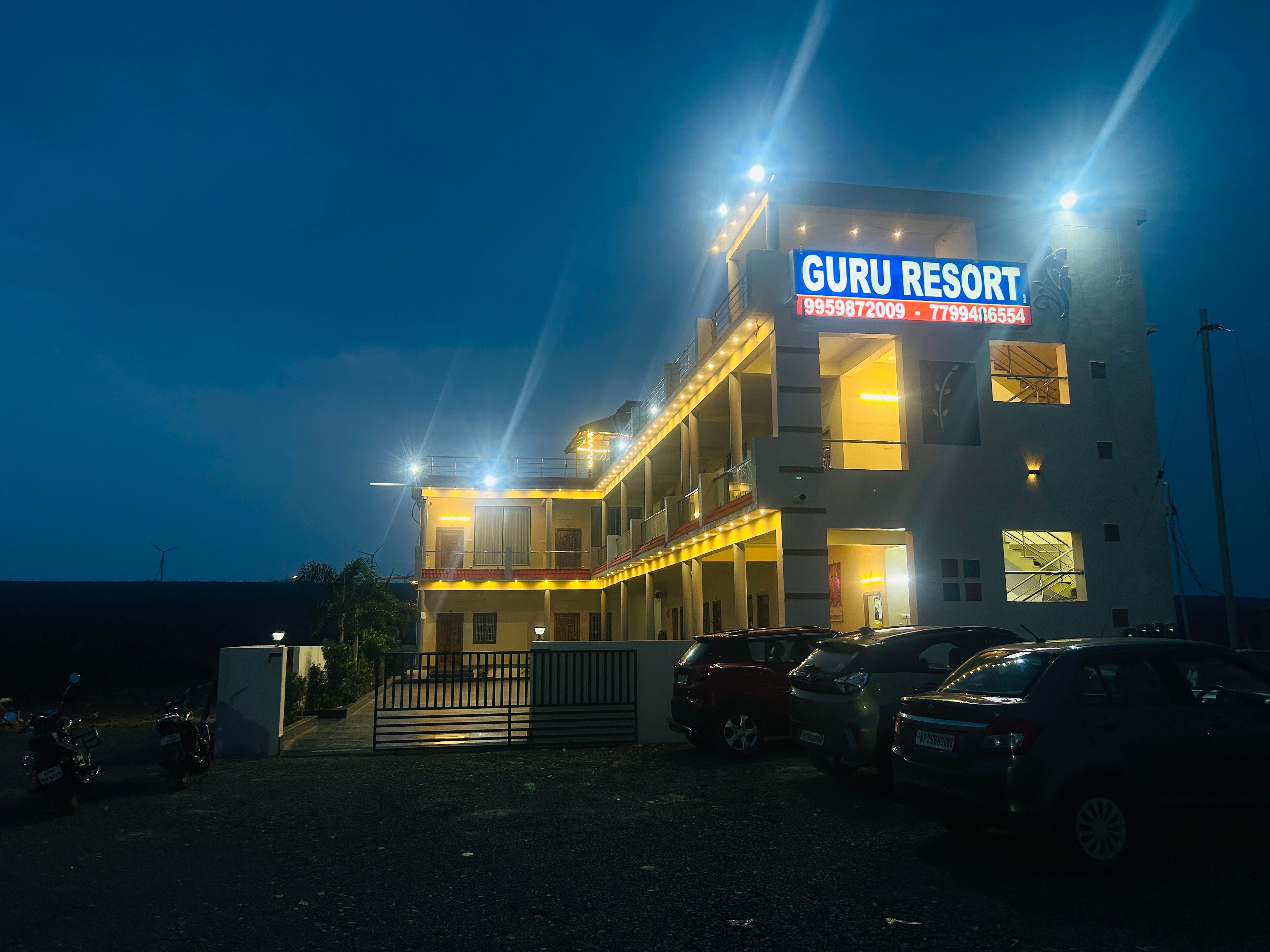 Guru Resort - Tap to explore photos