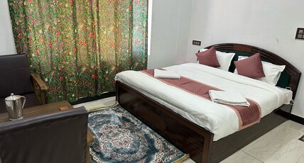 Gulmarg Sky Heaven Reside Inn Room Type - Bedroom 1