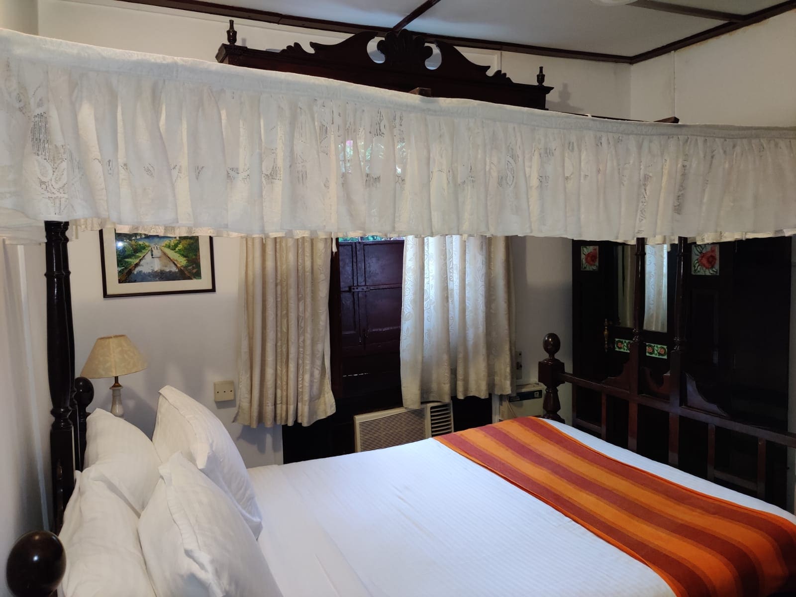 WelcomHeritage Panjim Pousada - Tap to explore photos