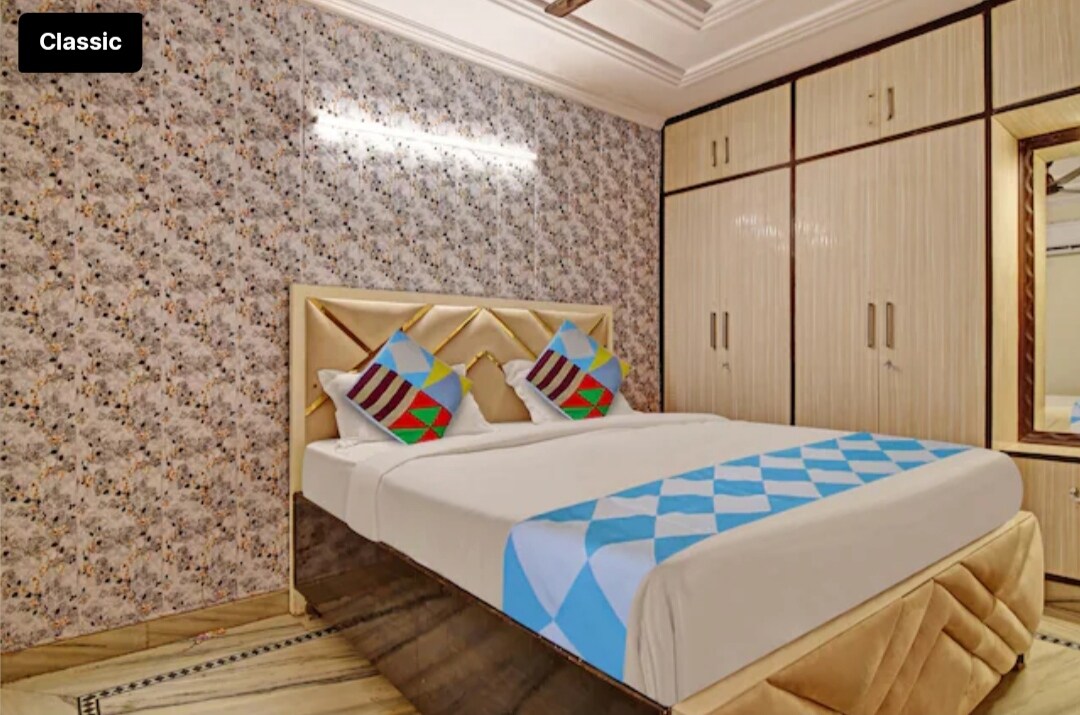 Star Home 5bhk - Tap to explore photos