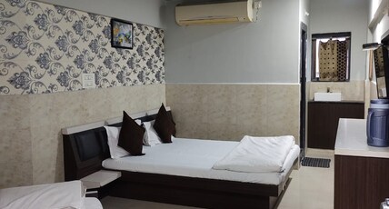 Hotel Gokul Room Type - Triple Standard AC Room