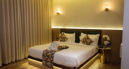 Opulence Hotel Room Type - Standard Room