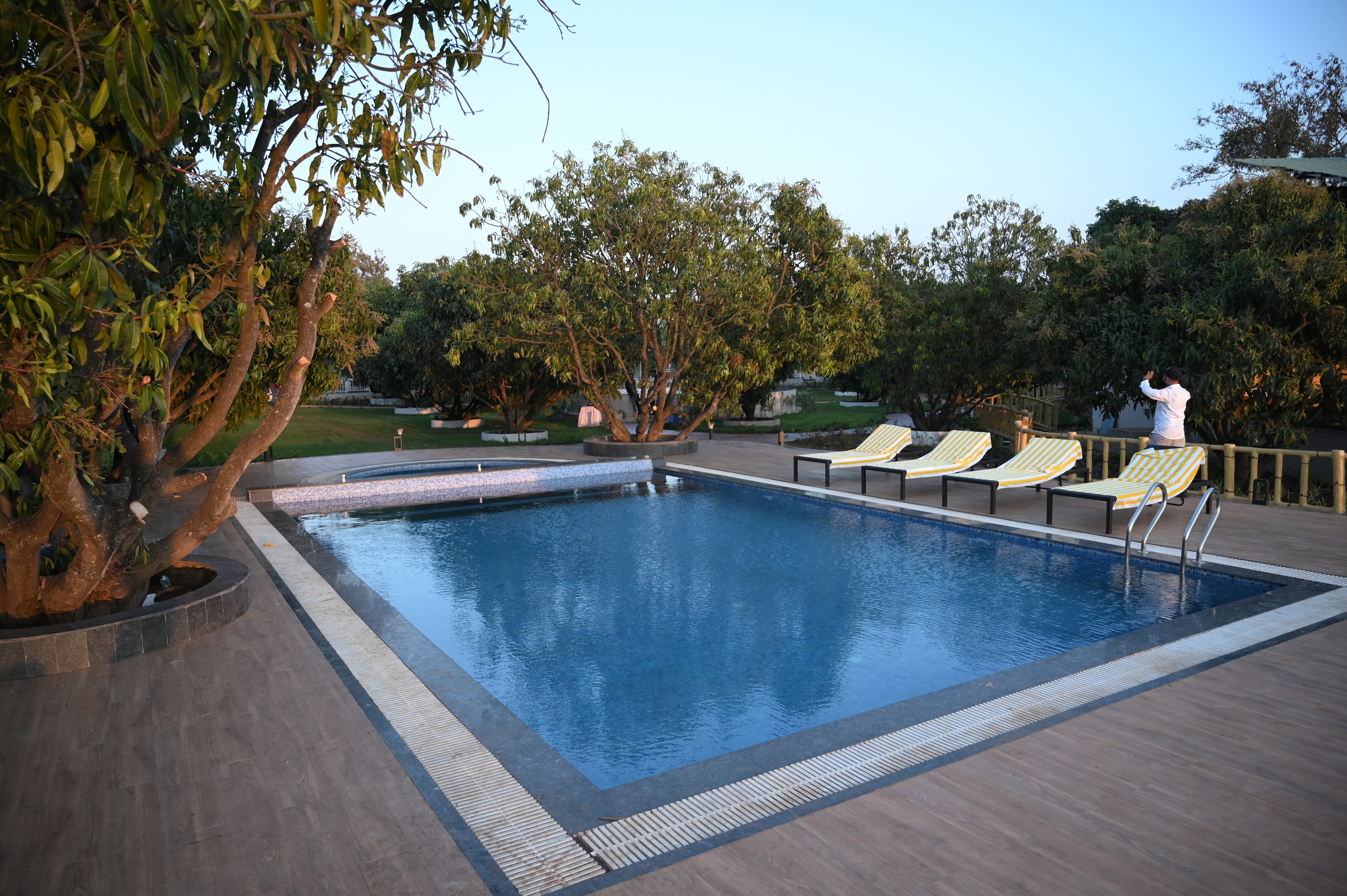 Mango Leaf Lake Resort - Tap to explore photos