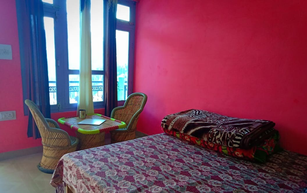 Mountain View Guesthouse - Tap to explore photos