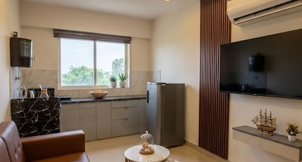 Astra Luxe - Meraki Stays II 2mins from Railway Station, C Scheme Room Type - Astra Luxe - Entire 1BHK Astra Luxe - Meraki Stays II 2mins from Railway Station, C Scheme Room Type - Astra Luxe - Entire 1BHK