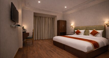 Royal Holiday Hotel Room Type - DLX M (Deluxe Double or Twin Bed with mountain view)