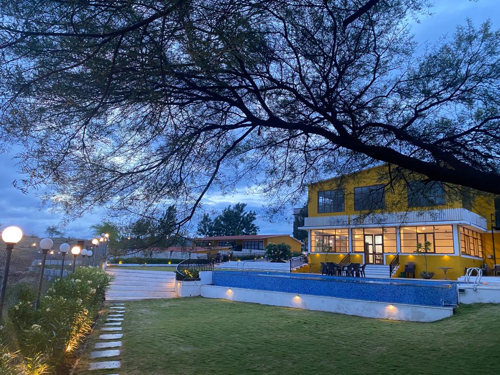 ARC Lakeside Resort, Shirwal (50 Km From Pune) - Tap to explore photos