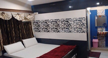 Hotel Madhav Room Type - 4 Bed AC Room