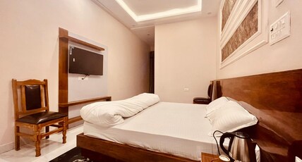 RAM ANANDAM INN Room Type - Superior Room (KING SIZE BED )